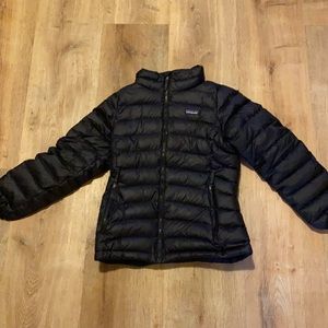 Black Patagonia Down Sweater- Girls’